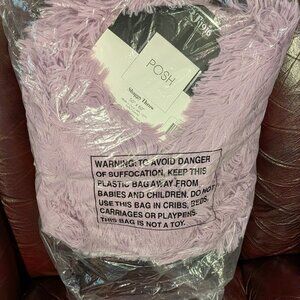 NWT Posh Shaggy Throw 50" x 60" in Lavender